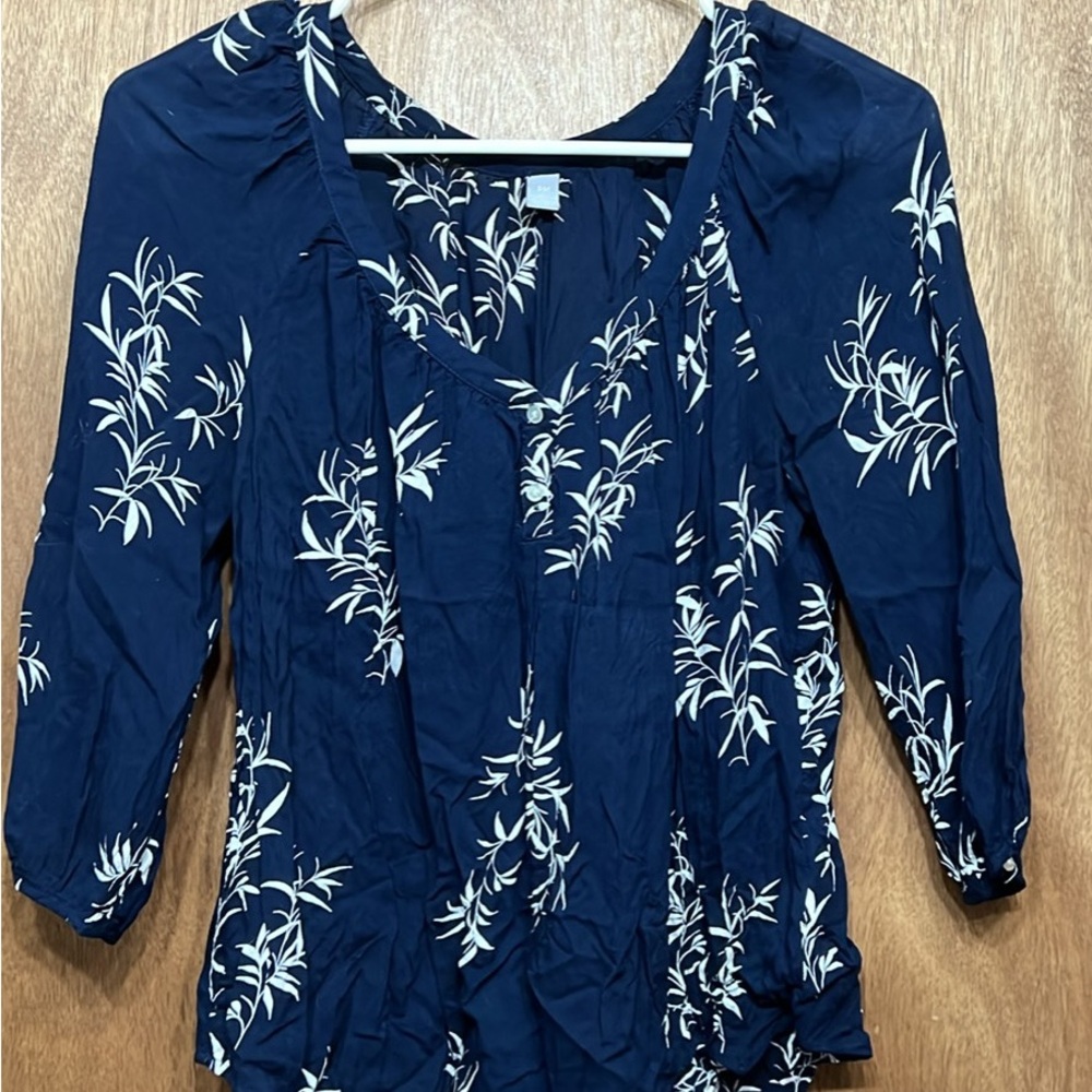 Women's Navy Floral Top